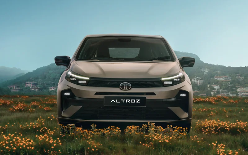 Altroz Side Profile